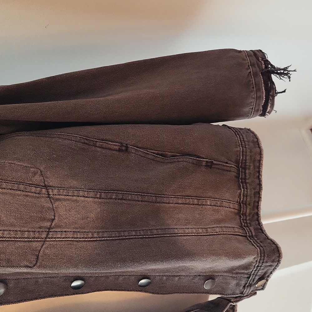 Buddy Love Jacket 🩶 - Picture 9 of 16